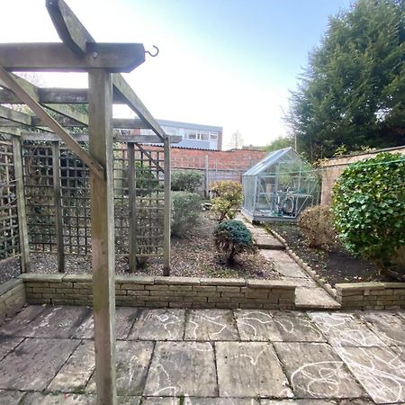 Serene 4Br In Harborne Close To Qe Hospital, Harborne Centre Birmingham Exterior foto